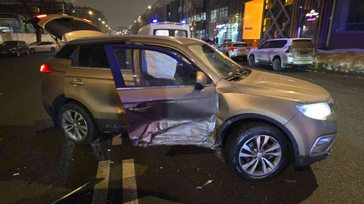 Джили Атлас, 2020, 2.0, АКПП, 4WD